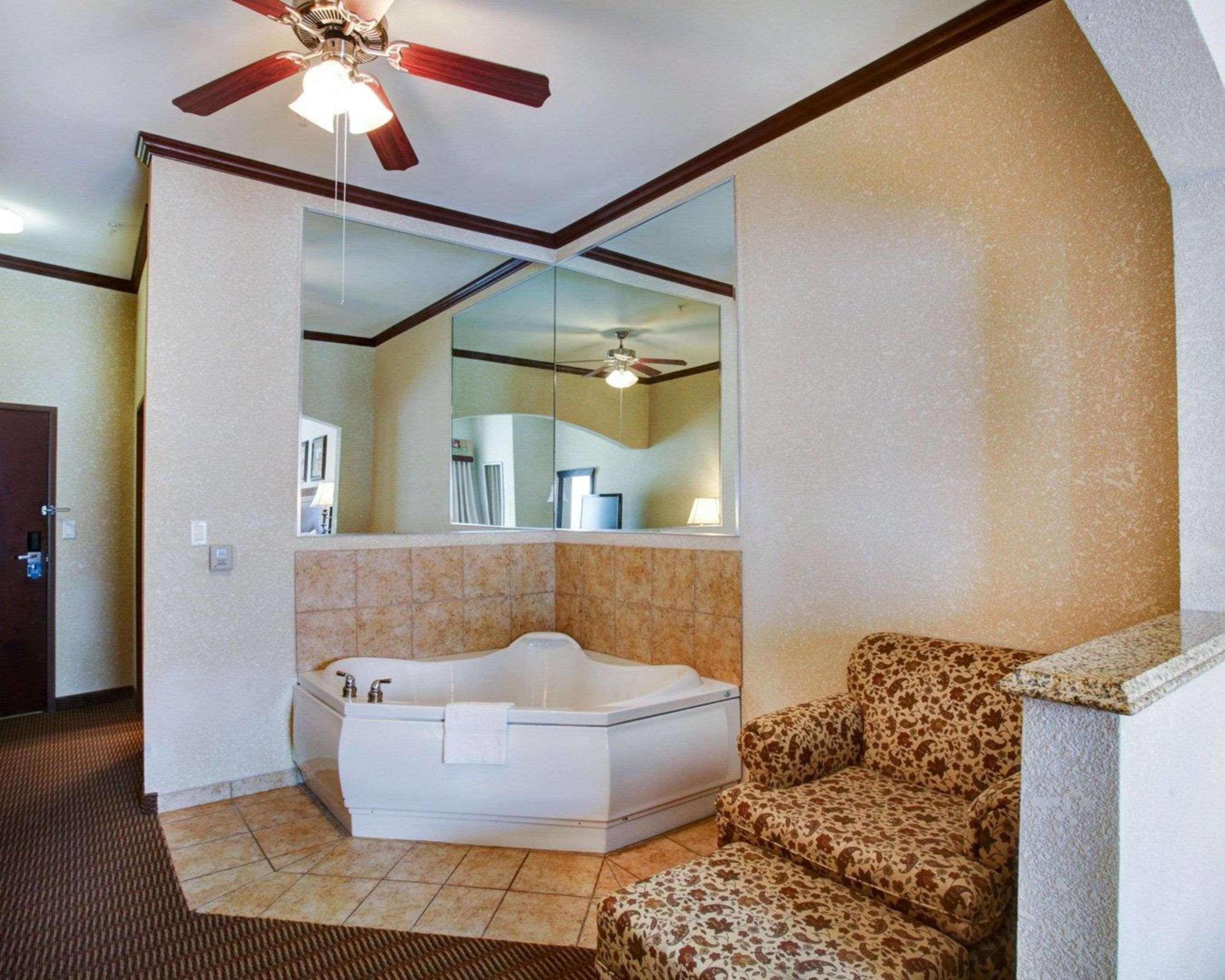 Comfort Suites University Drive College Station Esterno foto